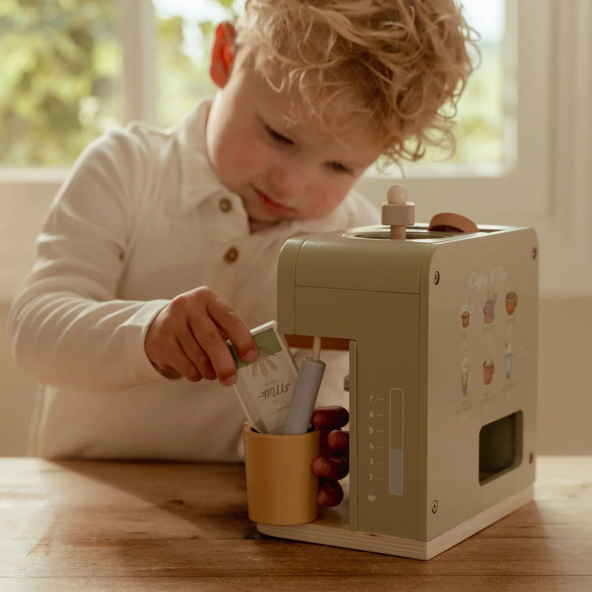 Little Dutch Kaffeemaschine aus Holz mit Zubehör – Grün