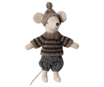 Maileg Wintermaus mit Skiset – Großer Bruder – Grau