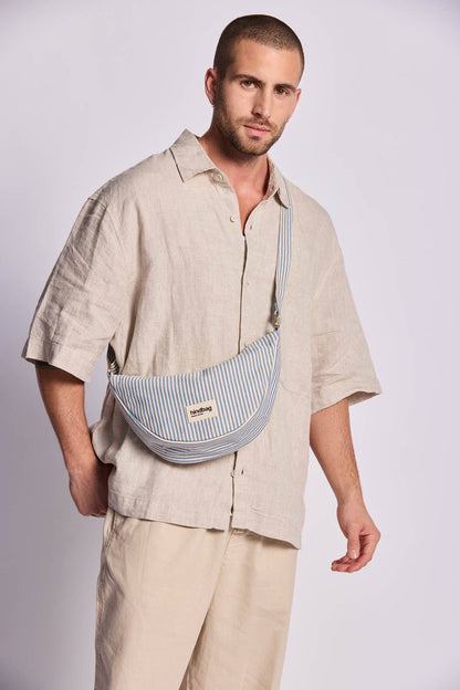 Hindbag Halbmondtasche Andrea – Blau gestreift