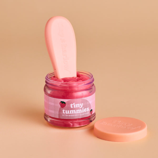 Tiny Harlow Strawberry Custard – Erdbeer-Custard für Puppen