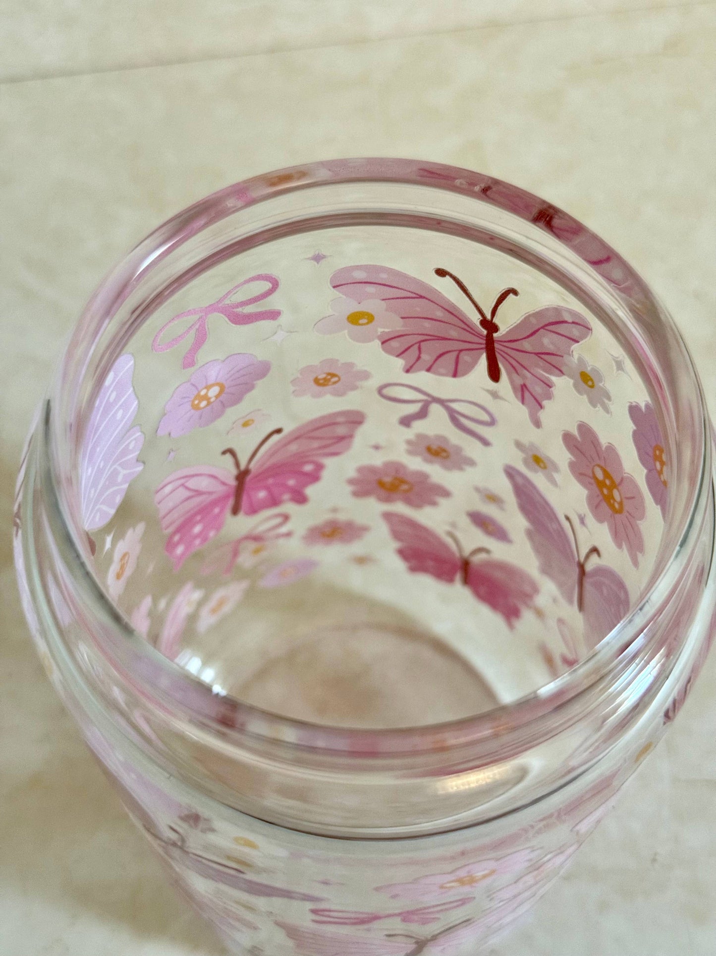 Glasbecher 550 ml – Schmetterling Rosa