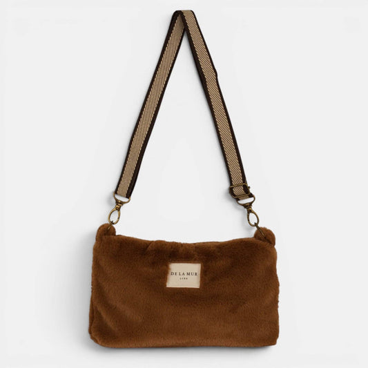 De La Mur Line Clutch PILE – Teddystoff Camelbraun