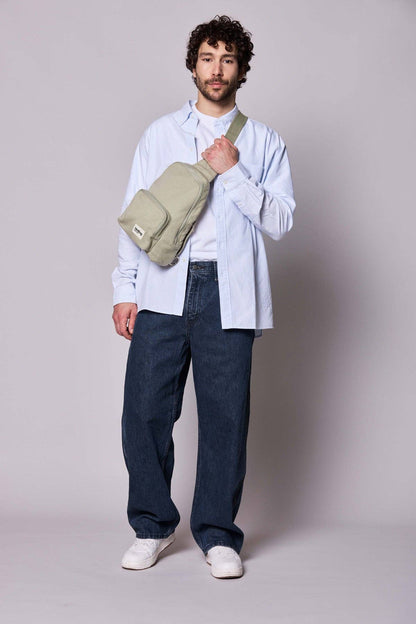 Hindbag Felix Sling Bag – Lehmgrün