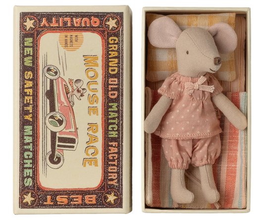 Maileg Große Schwester Maus in Streichholzschachtel