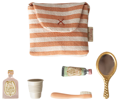 Maileg Zahnbürsten-Set in Tasche – Maus – Rot gestreift