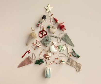 Maileg Weihnachtsornament Strumpf – Schachbrett Sand