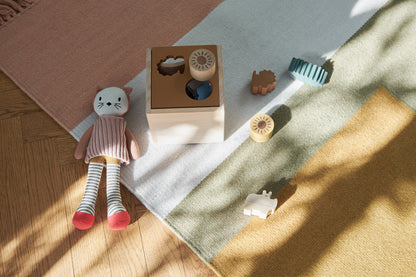 LIEWOOD Gary Puzzle- und Sortierwürfel aus Holz -  Golden Caramel Multi Mix