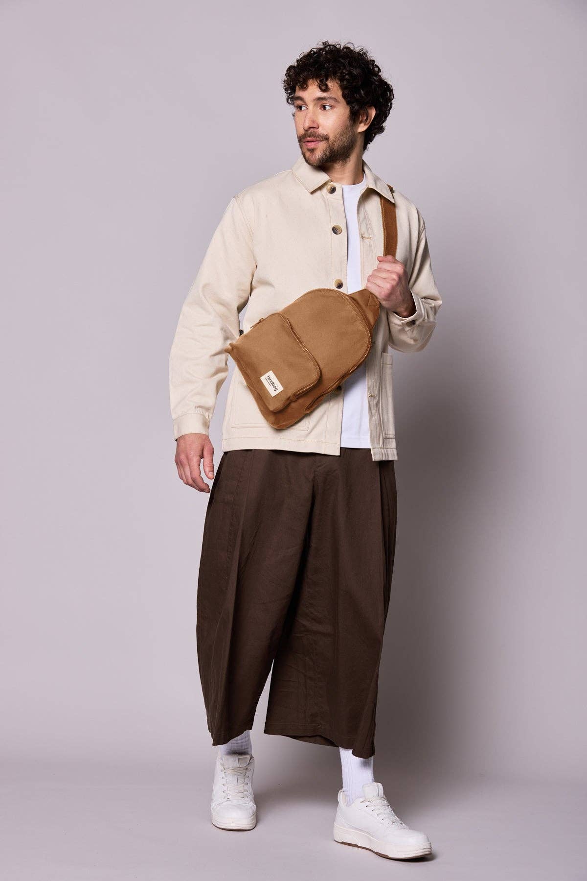 Hindbag Felix Sling Bag – Zimt