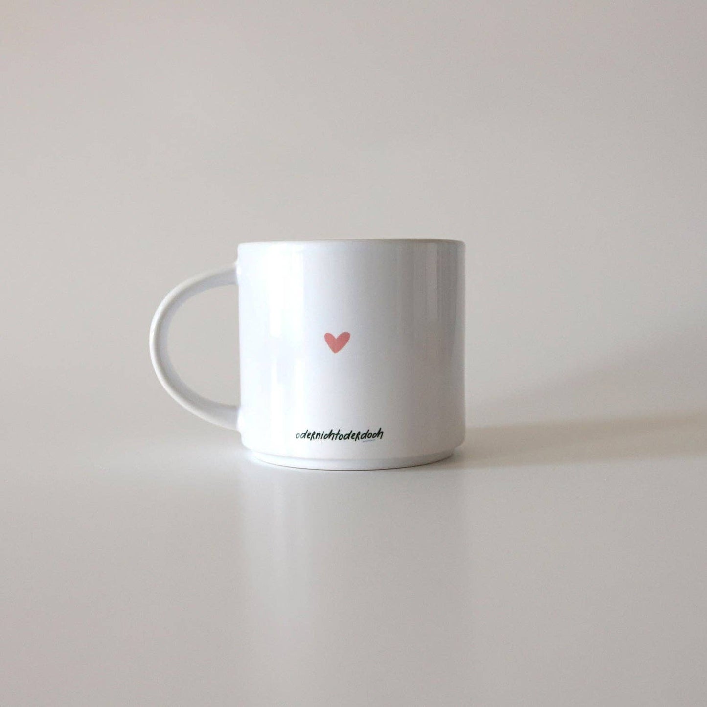 Bundle Tasse & Kaffee „The Coffee Club“ – Gestreift, ganze Bohne, 250 g