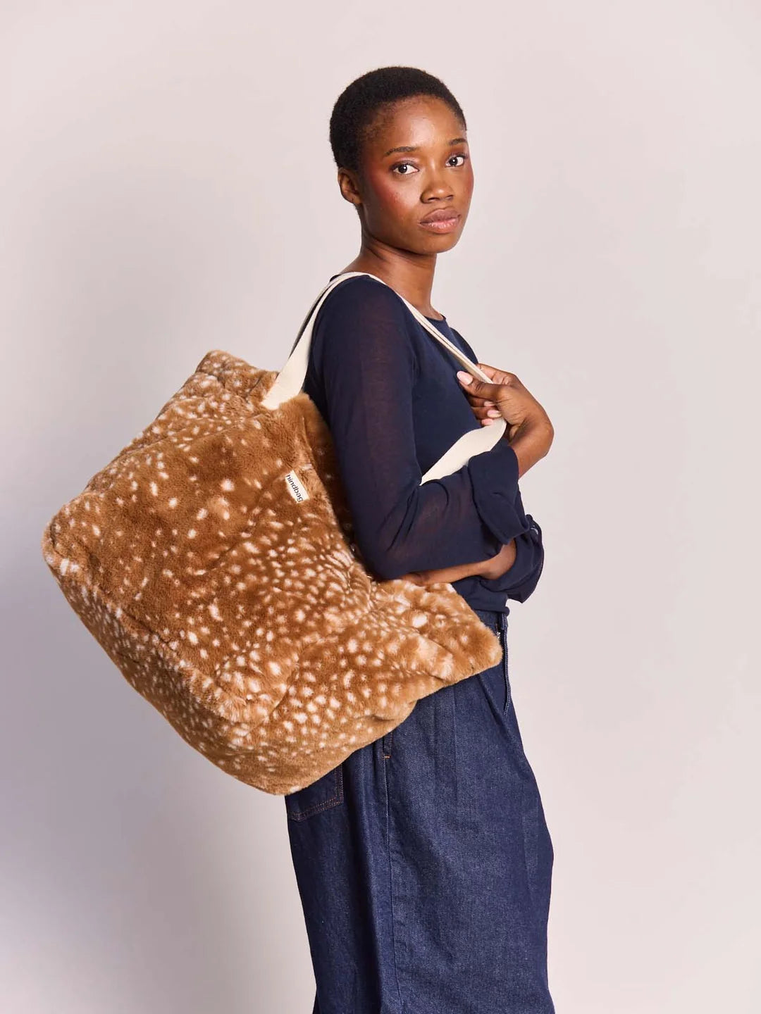 Hindbag Shopper Claude Kunstfell – Rehkitz