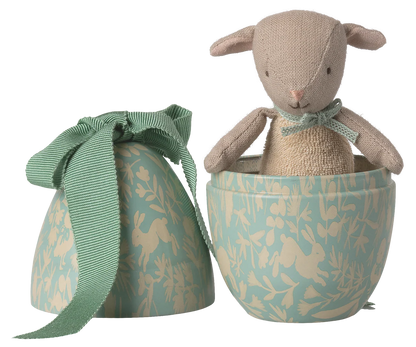 Maileg Oster-Ei mit Mikro-Lamm – Dusty Mint (klein)