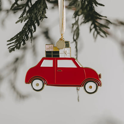 Eulenschnitt Baumschmuck Weihnachtsauto – Rotes Auto mit Geschenken