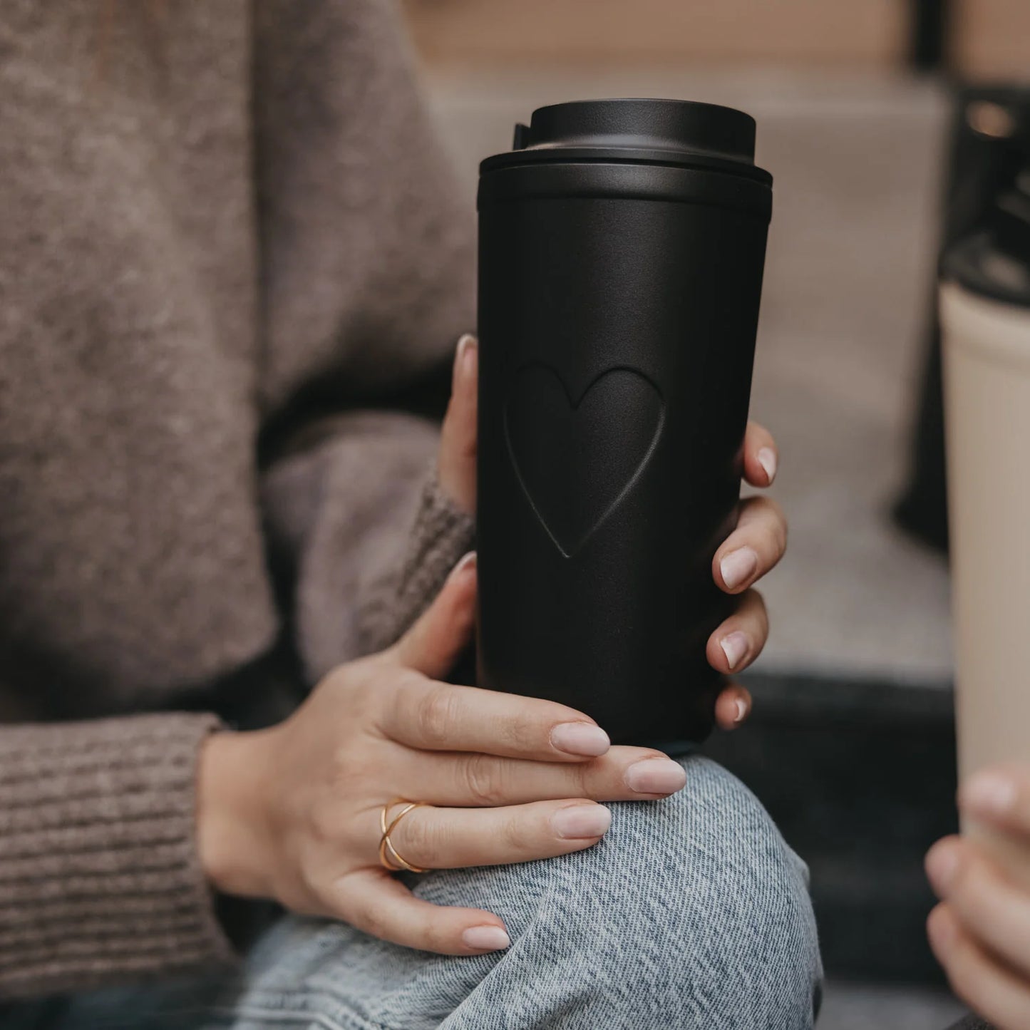 Eulenschnitt To-go Becher Herz Schwarz