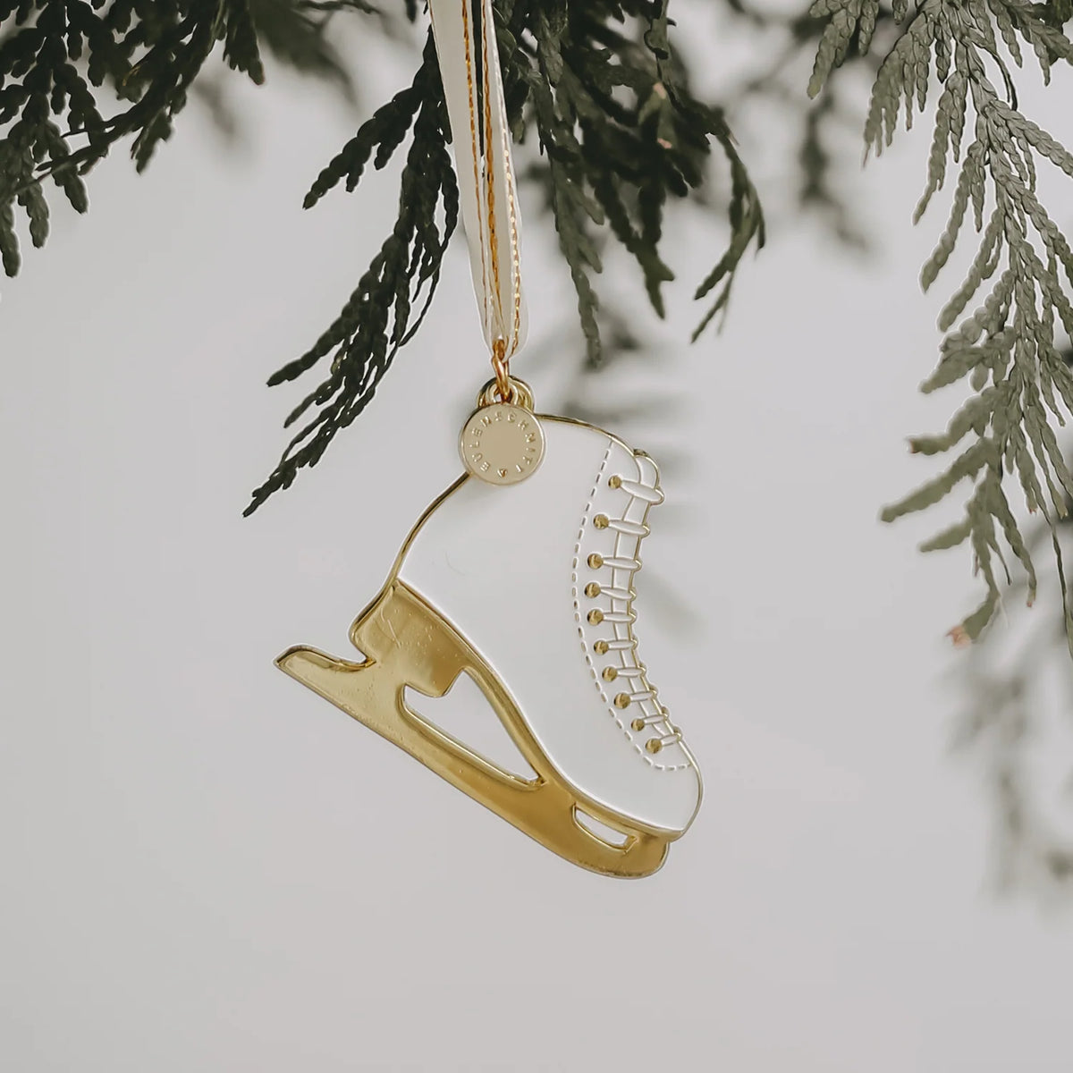 Eulenschnitt Baumschmuck Schlittschuhe – Weihnachtsanhänger aus Metall